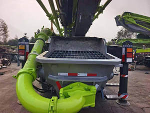 รถปั๊มคอนกรีตติดตั้งบนรถบรรทุก ซูมไลออน 38 เมตร ปี 2018 จากจีน รุ่น ZLJ5230THBTE เครื่องยนต์ดีเซล MAN สำหรับงานก่อสร้าง - Product Image 6