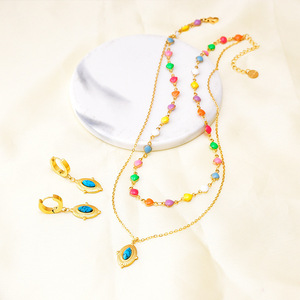 Collar de doble capa con diseño de corazón a la moda, chapado en oro, con gota de agua y turquesa, de acero inoxidable, estilo bohemio vintage, y pendientes de aro para mujer hindú. - Product Image 3