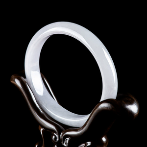 Pulsera de jadeíta blanca genuina de Myanmar, pulsera de jade de grado hielo para emperatriz, adorno de mano femenino, venta al por mayor - Product Image 1