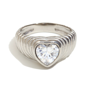 18K Pvd Gold Plated Ribbed Heart Cz Zircon Stainless Steel Waterproof Hypoallergenic Stackable <b>Statement</b> <b>Ring</b> For Women - Product Image 2