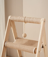 Arbre à chat en bambou à trois niveaux - Conception durable, réglable et écologique pour une utilisation en intérieur, appartements, magasins d'animaux