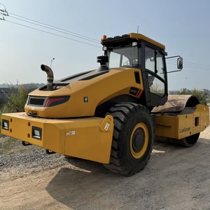 Hefon Roulleuse vibrante SANY S260 d'occasion, excellente qualité, prix bas, en stock, avec licence EPA et CE disponible, pompe incluse - Product Image 3