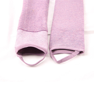 Calza sopra il ginocchio in cotone invernale alla moda da donna copre stile Casual dolce tubo lungo in maglia scaldamuscoli con Logo frontale tinta unita - Product Image 2