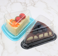 Emballage de cuisson Mousse pâtisserie boîte charnière Triangle gâteau tranche boîte fromage jetable en plastique Triangle gâteau boîte alimentaire emballage PET