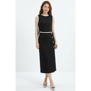 Robe midi élégante noire sans manches pour femme, tenue de bureau tendance avec poches et détails boutons dorés, vente en gros personnalisée - Product Image 1