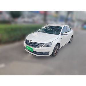 Guazi grande promotion <span class=keywords><strong>Skoda</strong></span> <span class=keywords><strong>Octavia</strong></span> <span class=keywords><strong>essence</strong></span> 1.6 voiture d'<span class=keywords><strong>occasion</strong></span> FWD 5 sièges - Product Image 1