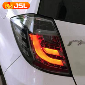 Fari Posteriori a LED per <span class=keywords><strong>Honda</strong></span> Fit 2008-2010 con Indicatore di Direzione Dinamico Luce Freno Stop e Retromarcia Ricambi Auto - Product Image 4