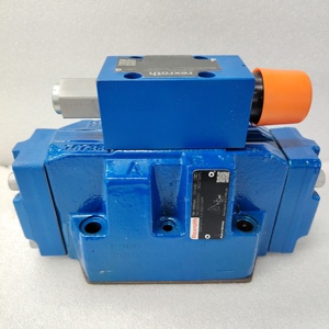 Vannes hydrauliques à commande directionnelle par solénoïde 4WEH16E72/6HG24N9ETK4/B10 R900248848  4WRTE10E100-4X/6EG24K31/A1M - Product Image 1
