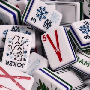 Jeu de Mahjong Américain 160 Tuiles Multicolores en Acrylique 5 Couches Gravées <span class=keywords><strong>Casse</strong></span>-<span class=keywords><strong>Noisette</strong></span> Arbre de Noël Cadeau de Fête Vente en Gros - Product Image 5