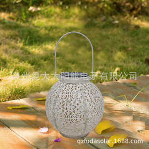 Lámpara Solar de Jardín con Diseño de Nube Hueca, Luz LED Colgante para Exteriores, Resistente al Agua, Alimentada por Energía Solar - Product Image 3
