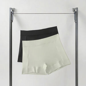 Bóxer de talla grande para mujer, sin costuras, antiexposición, pantalones de seguridad de seda de hielo desnuda, en la cintura Logo, parte inferior sin rizar, estilo Bikini Plus - Product Image 3