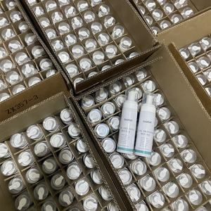 <span class=keywords><strong>Mousse</strong></span> Coiffante Privée pour <span class=keywords><strong>Cheveux</strong></span> à l'Huile d'Olive, Lot de <span class=keywords><strong>Mousse</strong></span> Coiffante Brillante Non Écaillante 7 OZ pour <span class=keywords><strong>Cheveux</strong></span> <span class=keywords><strong>Bouclés</strong></span> pour Femmes OEM - Product Image 6