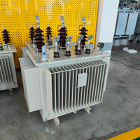 Transformateurs HV, transformateurs d'isolement Hipot, transformateurs de laminaison, transformateurs d'éclairage basse tension, produits de moyenne et haute tension, transformateurs MVA, transformateurs élévateurs de tension