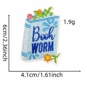 Patch thermocollant brodé motif chat, livre et cœur pour la décoration de vêtements et de sacs à dos - Product Image 4