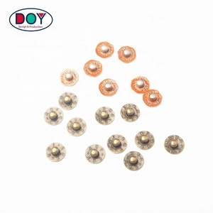 निर्माता कस्टम लोगो के लिए 8mm धातु पीतल संवर्धन बटन कीलक जींस - Product Image 6