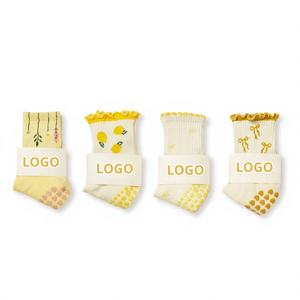 Calcetines de Algodón para Bebé, Color Amarillo, con Agarre para Pilates, Lindos Lazos, Diseño Floral, Estrellas y Limones, Antideslizantes, Ecológicos, Venta al por Mayor para Mujer - Product Image 1