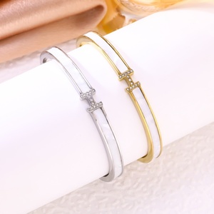 Bracciale a Polsino Aperto con Lettera H in Cristallo, Placcato Oro e Argento, in Acciaio Inossidabile, Gioielli di Moda per Donna - Product Image 2