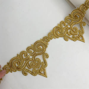 Polyester Örgü Dantel Şerit Kumaş Kristal Saçaklı Boncuklar Puantiyeli Desen Avrupa-Amerikan Tarzı QMY Marka Gelinlikler - Product Image 5