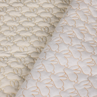 Tissu matelassé imperméable en coton avec motif floral mat épaissi, nouveau tissu en maille de type usine source pour vestes matelassées