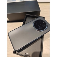 Smartphone HON Magic 7 Pro Octa Core FHD 6,8 pouces 120Hz LTPO AMOLED Snapdragon 8 Appareil photo téléobjectif 200MP 100W Étanche IP69 5G