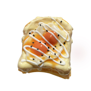 Jouet anti-stress en silicone de qualité alimentaire, simulé en forme d'œuf frit à double jaune et de pain grillé, jouet à presser pour soulager le stress - Product Image 4