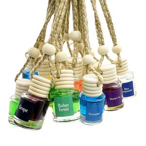 재고 향 자동차 공기 청정기 오래 지속되는 자동차 디퓨저 지난 60 일 이상 로고 맞춤형 6ml 여성 선물 유리 병 - Product Image 5