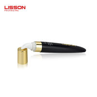 Botella de crema para ojos de masaje de cerámica personalizada Envase cosmético de plástico PE suave vacío Botella de crema para ojos de 15 ml con aplicador de cerámica