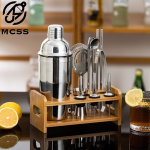 <span class=keywords><strong>11</strong></span> pièces Premium Bar Tool Essentials Home Barman Kit avec métal Martini Cocktail Shaker Set Support en bambou pour Home Bartending - Product Image 2