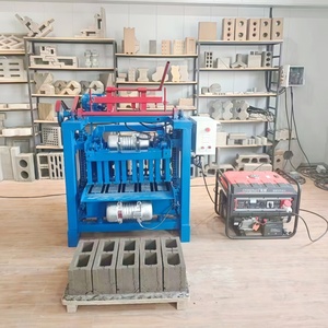 Moldes personalizables para producir varios tamaños de ladrillos y bloques. Máquina de fabricación de ladrillos manual multifuncional 4-35A - Product Image 3