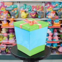 Boîte cadeau écologique pour enfants, dessin animé, fermeture magnétique, base rigide, emballage avec ruban, jouets, collations, cadeaux d'anniversaire, impression personnalisée