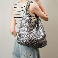 Vente en gros de sacs personnalisés tressés à la main sac à main en néoprène sac à bandoulière de haute qualité sac fourre-tout tissé