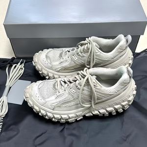 Nouvelles chaussures décontractées pour hommes 2025, baskets de haute qualité, chaussures épaisses pour femmes, chaussures de créateur, baskets en caoutchouc antidérapantes à crampons - Product Image 3