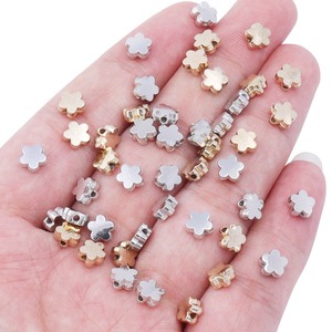 Al por mayor: Accesorios de cuentas de plástico con acabado dorado y plateado, Cuentas <span class=keywords><strong>CCB</strong></span> chapadas en oro con orificio horizontal, Cuentas sueltas de plástico lucite - Product Image 4