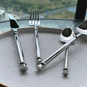 DF BC Fashion Nuevo Juego de Cubiertos de Acero Inoxidable con Mango Martillado Especial: Cuchillo de Mesa, Cuchillo para Carne, Tenedores de Mesa, Tenedores para Postre, Personalizado - Product Image 2