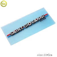 Étiquette en caoutchouc personnalisée avec nom de marque privée, logo en relief 3D, étiquettes en caoutchouc souple PVC pour accessoires vestimentaires