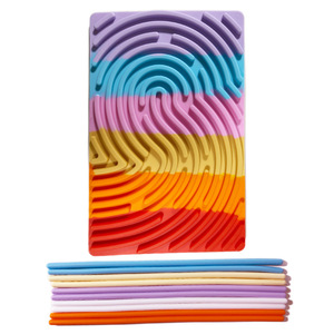 Alivio del estrés de doble cara de tacto suave Adecuado para todas las edades Otros juguetes educativos Juguete de tablero de actividad sensorial de silicona - Product Image 6