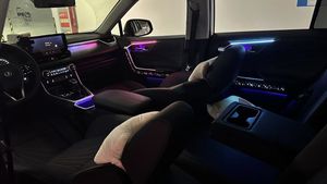 Star Sky Mold + Dragon Scale Style Rainbow Symphony Dynamic Ambient Light para TOYOTA RAV4/Highlander(2021-2024) - Product Image 4