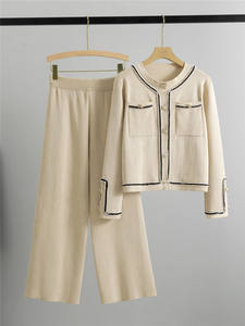 Cárdigan de punto de doble bolsillo con cuello redondo y moda nueva de otoño al por mayor + Pantalones de pierna ancha sueltos de dos piezas - Product Image 2