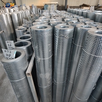 Bobine de métal perforé sur mesure en aluminium et acier inoxydable avec diverses options de diamètre et d'épaisseur des trous