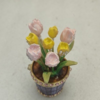 Boîte à bibelots en métal avec fleurs artificielles, art populaire nordique, artisanat décoratif de Noël