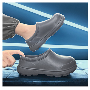 Pantoufles d'intérieur confortables en EVA à logo personnalisé, à bout ouvert, à semelle épaisse, antidérapantes, douces, pour hôtel et maison - Product Image 4