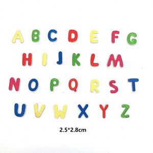 Patch brodé thermocollant coloré en forme de mini lettre, 2,5 x 2,8 cm - Product Image 4