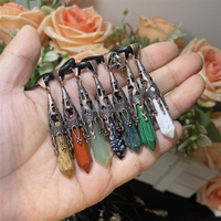 Harga grosir bahan campuran batu penyembuhan alami kristal Menara bentuk mawar kuarsa liontin untuk hadiah