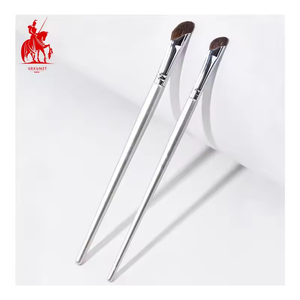 Brochas <span class=keywords><strong>de</strong></span> maquillaje <span class=keywords><strong>de</strong></span> etiqueta privada <span class=keywords><strong>de</strong></span> pelo <span class=keywords><strong>de</strong></span> poni gris, <span class=keywords><strong>de</strong></span> precisión, suaves y <span class=keywords><strong>de</strong></span> mezcla única, para sombra <span class=keywords><strong>de</strong></span> ojos y sombra <span class=keywords><strong>de</strong></span> nariz, tono Peach - Product Image 1