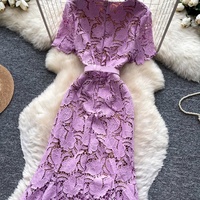Robe midi élégante en dentelle ajourée à manches courtes, coupe trapèze, avec ceinture, pour femme, idéale pour le quotidien et les soirées