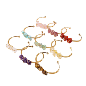 Brazalete Dorado con Grabado Láser, Brazalete de Cristal con Piedras Preciosas, Joyería Artesanal de Piedra Natural Curativa al por Mayor - Product Image 1