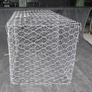 Bahçe peyzaj kaya dolu kaya dolu kafes için daldırma galvanizli <span class=keywords><strong>Gabion</strong></span> taş kafes Net demir tel örgü <span class=keywords><strong>Gabion</strong></span> kutusu - Product Image 1