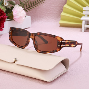 Gafas de Sol Polarizadas para Hombre Estilo Europeo, Marco Negro de PC, Protección UV400 Antideslumbrante, para Conducir al Aire Libre, Clase 2 - Product Image 5