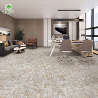 Dalles de moquette commerciales en nylon 6 Surf47100 60x60cm, boucles multi-niveaux, résistantes au feu, pour bureaux, hôtels, halls d'accueil et salles de réunion