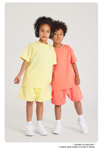T-shirt Enfant 2026 S/S en Coton Lourd 100% Coton, Coupe Ample Européenne et Américaine, Qualité Supérieure, Couleur Unie, Manches Courtes - Product Image 2